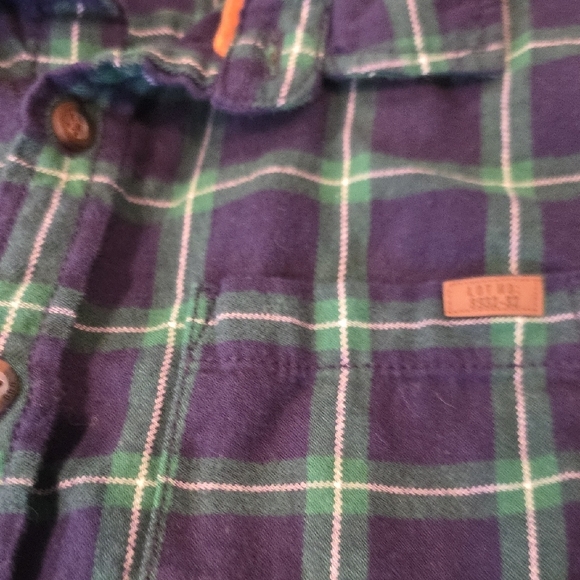 Zara Kids Black and Green Button Down Shirts - Picture 2 of 5